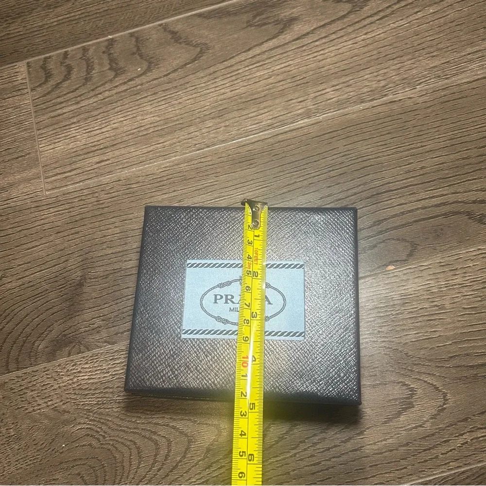 Prada Empty Box - Picture 5 of 5
